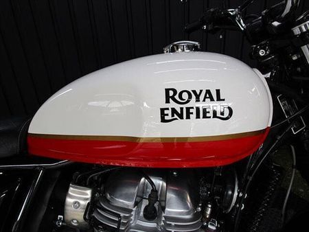 ロイヤルエンフィールド INT 650 店頭現車無し、要取り寄せ車両。 16