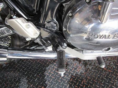 ロイヤルエンフィールド INT 650 店頭現車無し、要取り寄せ車両。 26