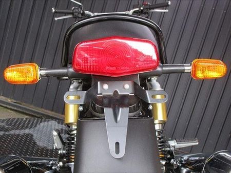 ロイヤルエンフィールド INT 650 店頭現車無し、要取り寄せ車両。 37