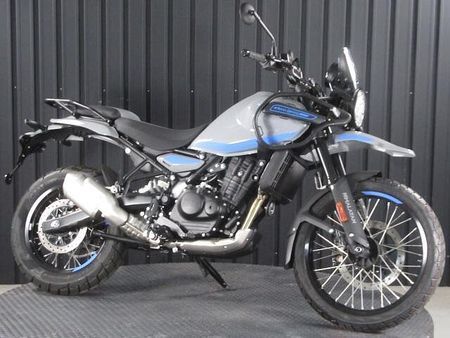 ロイヤルエンフィールド HIMALAYAN (2024-) 店頭現車なし・要取り寄せ車両となります。 1