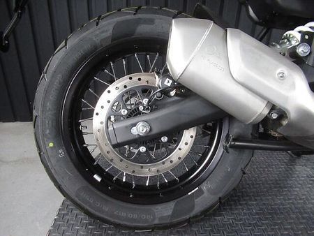 ロイヤルエンフィールド HIMALAYAN (2024-) 店頭現車なし・要取り寄せ車両となります。 23