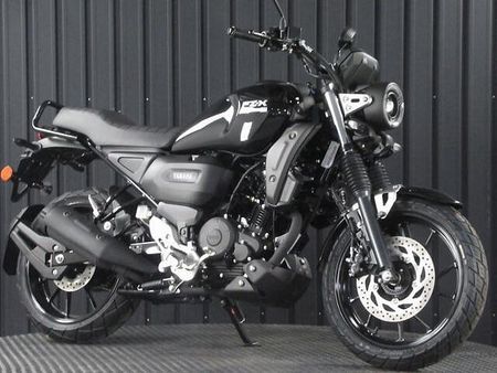ヤマハ FZ-X ChopsWEBショップにて純正部品やカスタムパーツも販売中 1