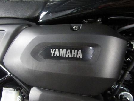 ヤマハ FZ-X ChopsWEBショップにて純正部品やカスタムパーツも販売中 12