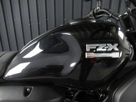 ヤマハ FZ-X ChopsWEBショップにて純正部品やカスタムパーツも販売中 10