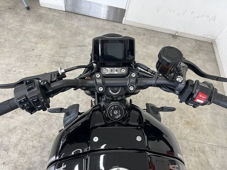 ヤマハ XSR900 XSR900 2024年モデル バーエンドミラー装備! 35