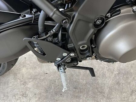 ヤマハ XSR900 XSR900 2024年モデル バーエンドミラー装備! 40