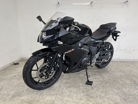 スズキ GSX250R GSX250R ABS 2021年モデル 4