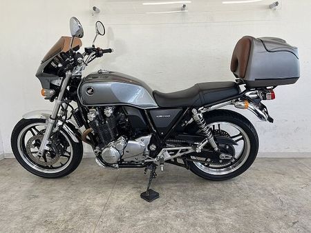 ホンダ CB1100 CB1100 2014年 リアキャリア・BOX付! 5