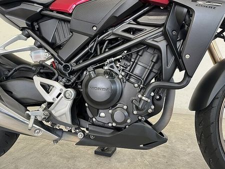 ホンダ CB250R CB250R 2019年モデル USB1ポート装備 19