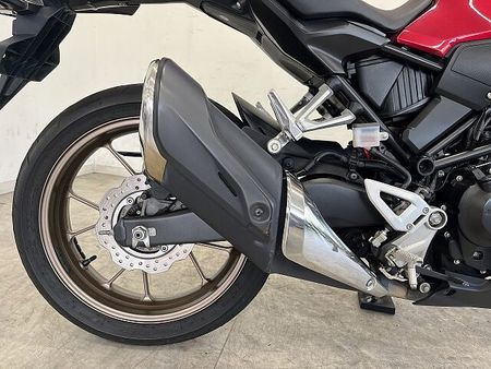 ホンダ CB250R CB250R 2019年モデル USB1ポート装備 21