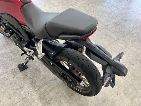 ホンダ CB250R CB250R 2019年モデル USB1ポート装備 25