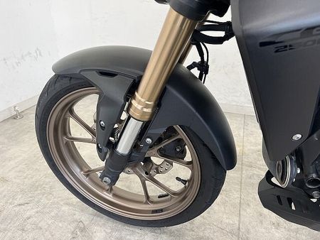 ホンダ CB250R CB250R 2019年モデル USB1ポート装備 31