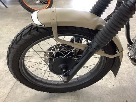 ホンダ CT125 ハンターカブ CT125ハンターカブ 2020年モデル GIVI製リアBOX付き 40