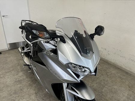 ホンダ VFR800F VFR800F 2017年モデル 12