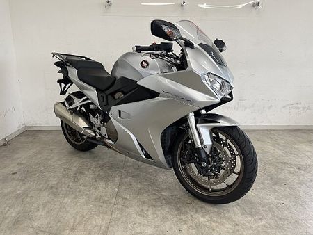 ホンダ VFR800F VFR800F 2017年モデル 3