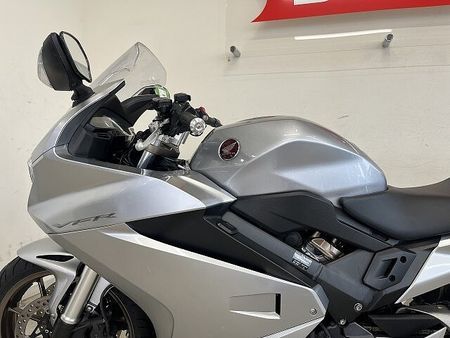 ホンダ VFR800F VFR800F 2017年モデル 27