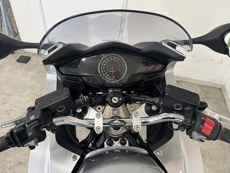 ホンダ VFR800F VFR800F 2017年モデル 33