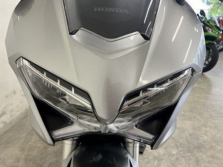 ホンダ VFR800F VFR800F 2017年モデル 37