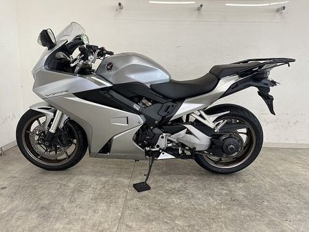 ホンダ VFR800F VFR800F 2017年モデル 5