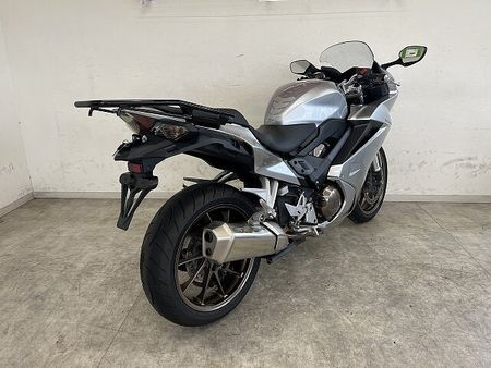 ホンダ VFR800F VFR800F 2017年モデル 8