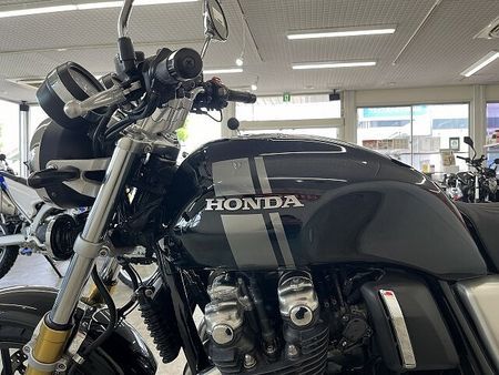 ホンダ CB1100 RS CB1100RS 2017年モデル ETC・グリップヒーター標準装備 31