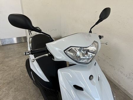ヤマハ アクシス Z AXIS Z 2024年モデル LEDヘッドライトバルブ装備 12