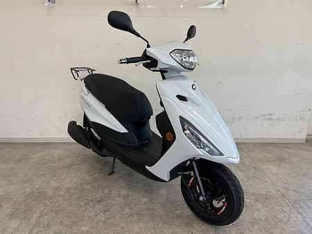 ヤマハ アクシス Z AXIS Z 2024年モデル LEDヘッドライトバルブ装備 3