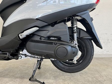 ヤマハ アクシス Z AXIS Z 2024年モデル LEDヘッドライトバルブ装備 26