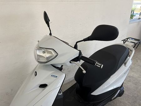 ヤマハ アクシス Z AXIS Z 2024年モデル LEDヘッドライトバルブ装備 30