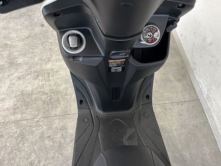 ヤマハ アクシス Z AXIS Z 2024年モデル LEDヘッドライトバルブ装備 31