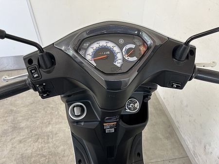 ヤマハ アクシス Z AXIS Z 2024年モデル LEDヘッドライトバルブ装備 32