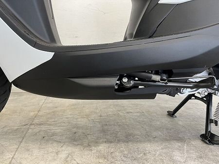 ヤマハ アクシス Z AXIS Z 2024年モデル LEDヘッドライトバルブ装備 37