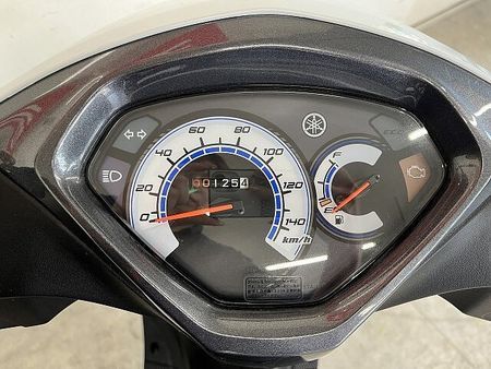 ヤマハ アクシス Z AXIS Z 2024年モデル LEDヘッドライトバルブ装備 9