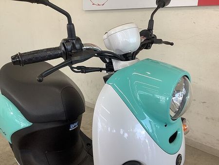 ヤマハ E ビーノ (電動バイク) E-VINO 2023年モデル 電動バイク 11