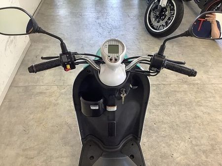 ヤマハ E ビーノ (電動バイク) E-VINO 2023年モデル 電動バイク 21