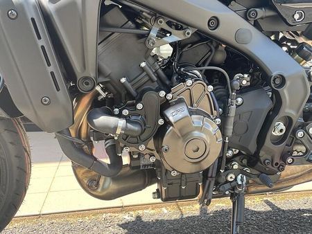 ヤマハ XSR900 18