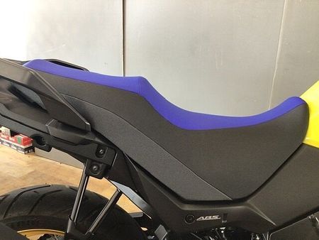 スズキ Vストローム650XT V-Strom 650XT ワンオーナー フルノーマル 2025年モデル 25