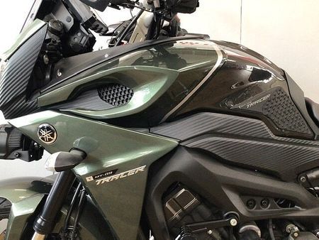 ヤマハ MT-09 トレーサー MT-09 TRACER ABS ワンオーナー フォグランプ アクスルスライダー エンジン 37