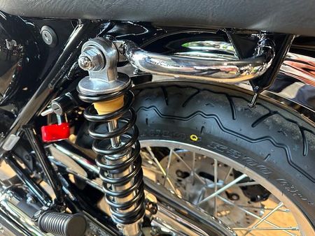 カワサキ W800 相模原エリア唯一のカワサキプラザ店です。お気軽にお問合せくださいませ。 20