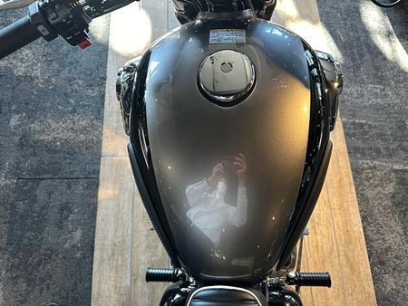 カワサキ W800 相模原エリア唯一のカワサキプラザ店です。お気軽にお問合せくださいませ。 22