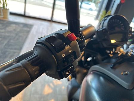 カワサキ バルカンS 店頭現車無し、要取り寄せ車両。お気軽にお問合せくださいませ。 14