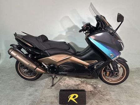 ヤマハ TMAX530 1