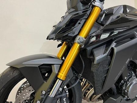 スズキ GSX-S1000 店頭現車無し、要取り寄せ車両。 30