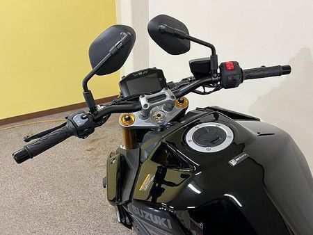 スズキ GSX-S1000 店頭現車無し、要取り寄せ車両。 35