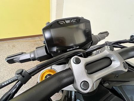 スズキ GSX-S1000 店頭現車無し、要取り寄せ車両。 36