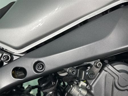 ヤマハ MT-09 18