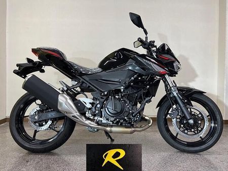 カワサキ Z400 店頭現車無し、要取り寄せ車両。 1