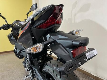 カワサキ Z400 店頭現車無し、要取り寄せ車両。 22