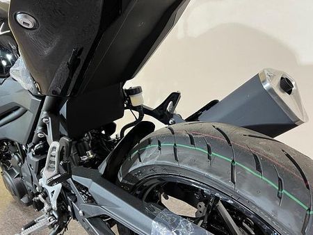 カワサキ Z400 店頭現車無し、要取り寄せ車両。 25
