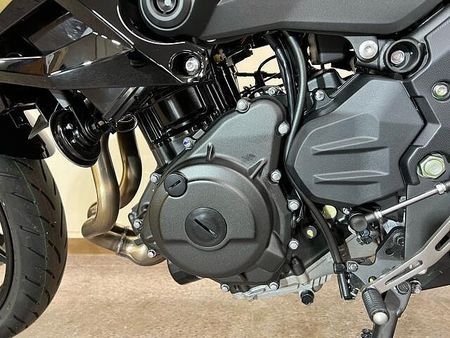 カワサキ Z400 店頭現車無し、要取り寄せ車両。 30